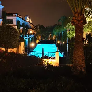 Luxury Frontal To The Sea In Doncella Apartment Estepona